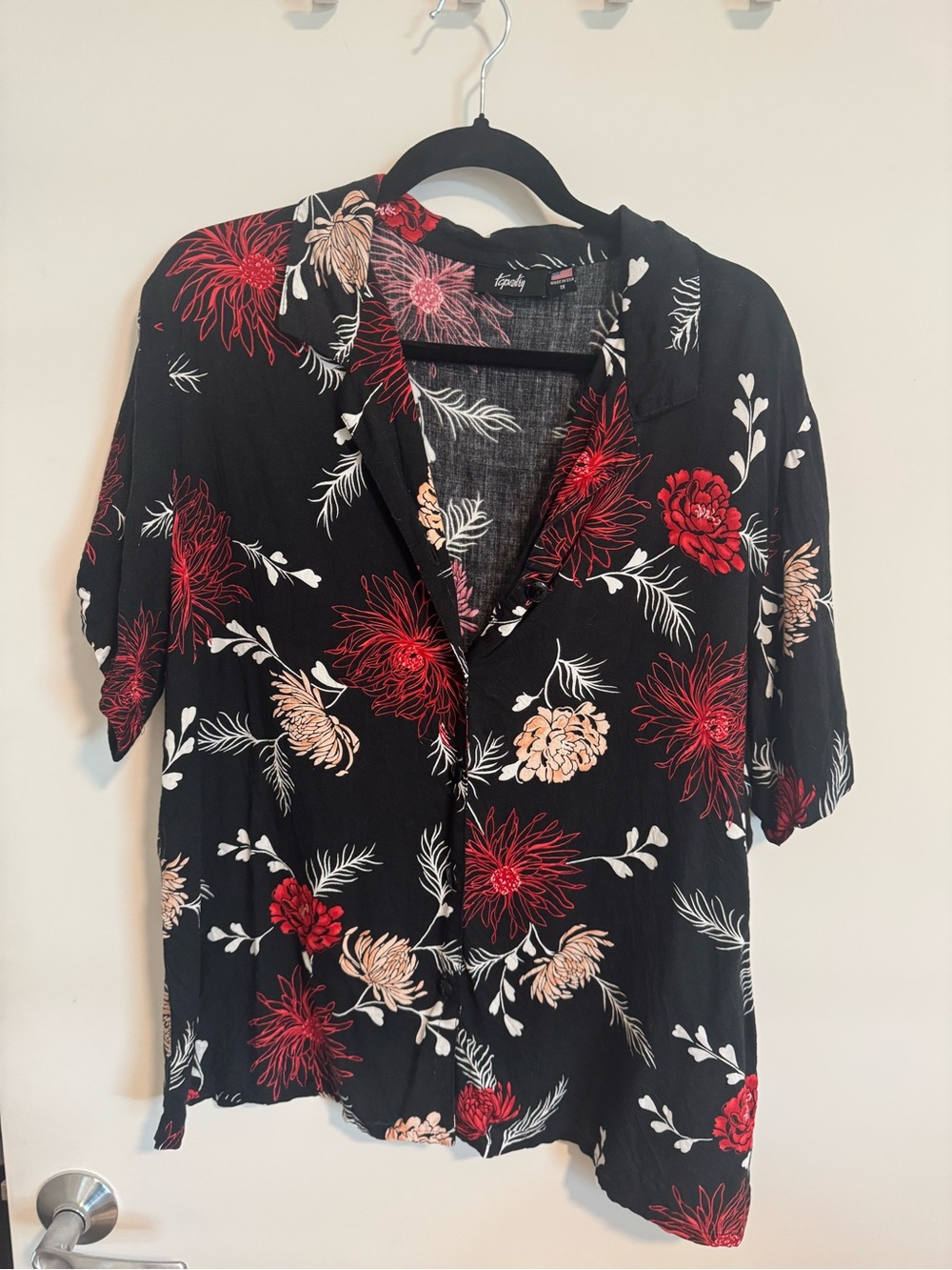 Tapestry USA Black Floral Button-Up Top
